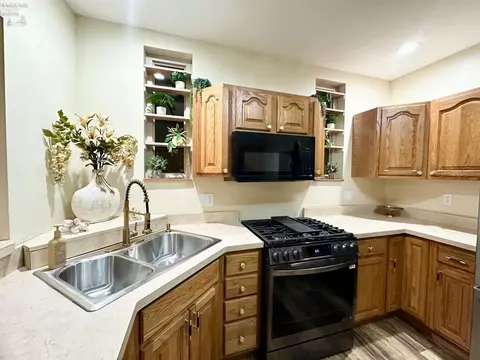 Kitchen - 826 Maple, Sandusky, OH 44870 photo 1 of 3