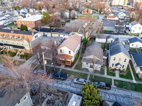 View/Area - 826 Maple, Sandusky, OH 44870 photo 2 of 3