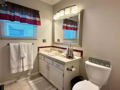 511 E Stoneway Dr, Sandusky, OH 44870 photo 25
