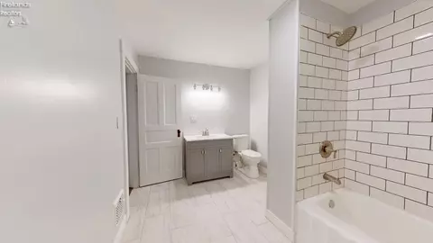 709 Park St, Willard, OH 44890 photo 17