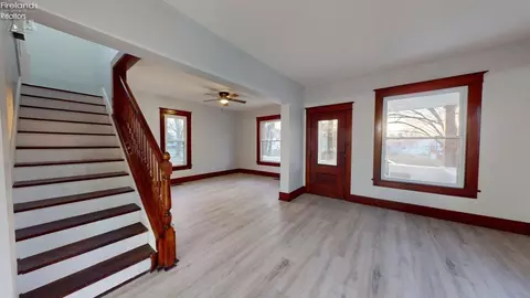 709 Park St, Willard, OH 44890 photo 9