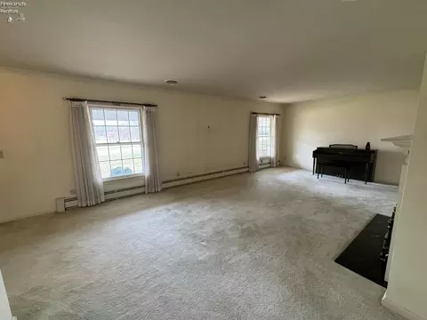 2516 Hull Rd, Huron, OH 44839 photo 3
