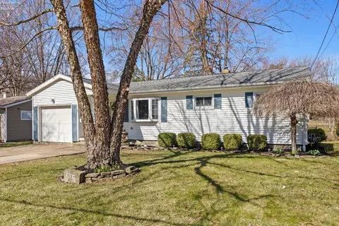 Exterior - 615 Center, Huron, OH 44839 photo 1 of 5