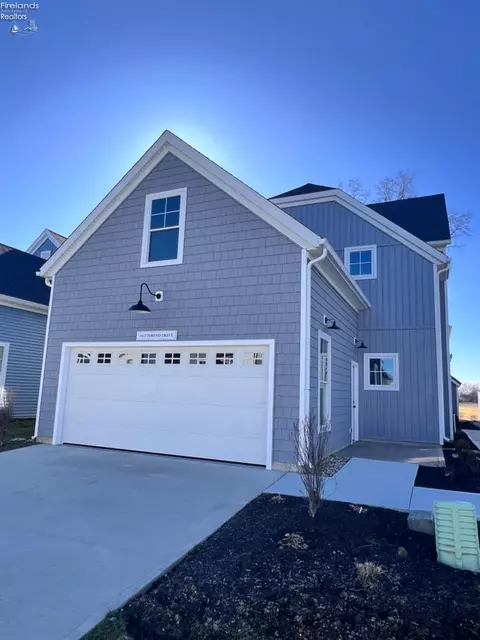 2452 Torino, Port Clinton, OH 43452