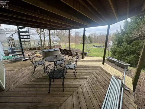 Exterior - 2710 Scheid Rd, Huron, OH 44839 photo 12 of 20
