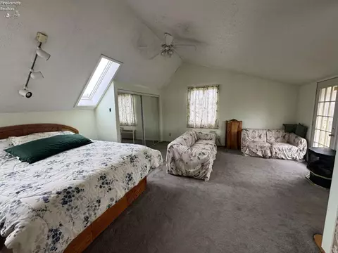 Bedroom - 2710 Scheid Rd, Huron, OH 44839 photo 8 of 10