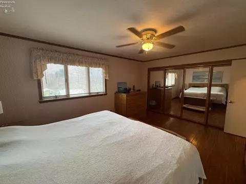 Bedroom - 2710 Scheid Rd, Huron, OH 44839 photo 3 of 10