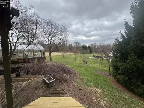 Exterior - 2710 Scheid Rd, Huron, OH 44839 photo 14 of 20