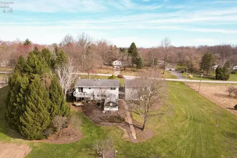 View/Area - 2710 Scheid Rd, Huron, OH 44839 photo 2 of 11