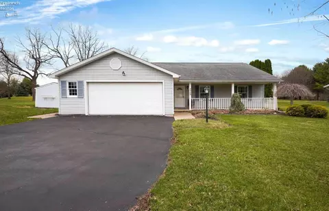 7709 Patten Tract Rd, Sandusky, OH 44870