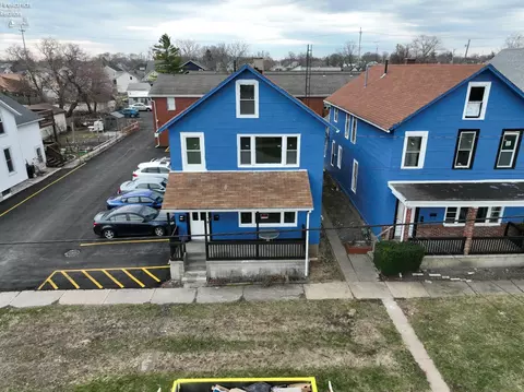 614 E Market St, Sandusky, OH 44870