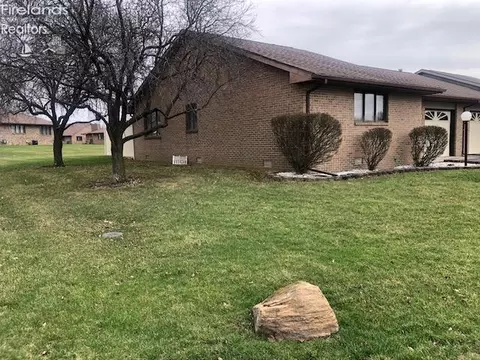 18 Windstone Dr, Findlay, OH 45840 photo 2