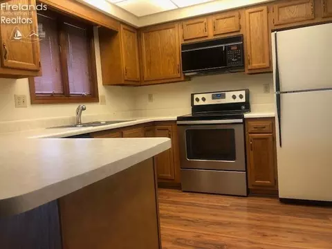 18 Windstone Dr, Findlay, OH 45840 photo 13