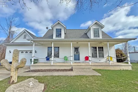 145 Orchard Ln, Kelleys Island, OH 43438