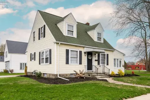 1200 E State St, Fremont, OH 43420