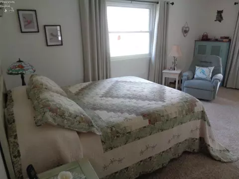 Bedroom - 3615 State Route 61, Willard, OH 44890 photo 4 of 4