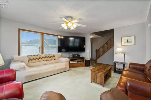 8067 E Mary Ln, Marblehead, OH 43440 photo 4
