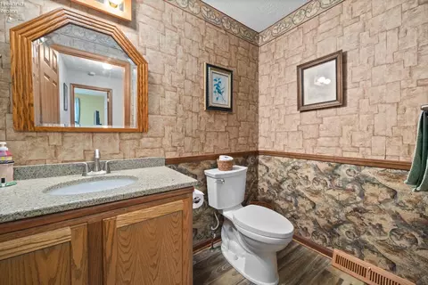 8067 E Mary Ln, Marblehead, OH 43440 photo 23