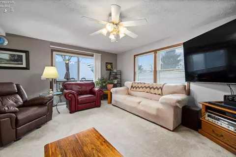 8067 E Mary Ln, Marblehead, OH 43440 photo 6