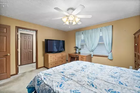 8067 E Mary Ln, Marblehead, OH 43440 photo 17