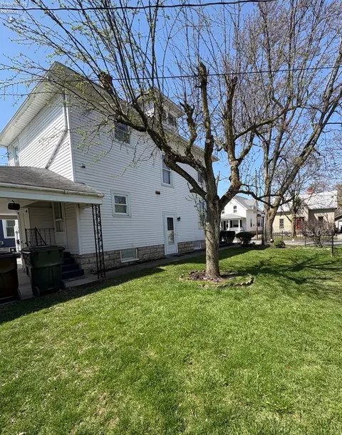 331 Circular St, Tiffin, OH 44883 photo 5