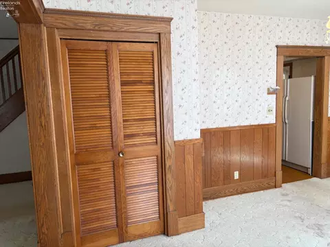 331 Circular St, Tiffin, OH 44883 photo 11