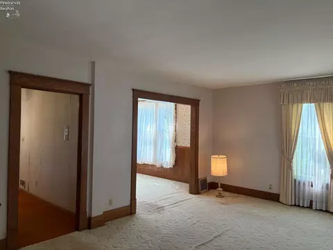 331 Circular St, Tiffin, OH 44883 photo 8