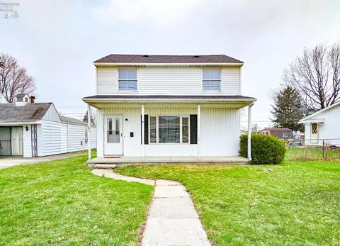 1043 North St, Fremont, OH 43420