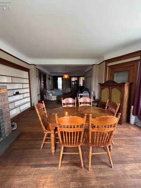 405 Maple St, Willard, OH 44890 photo 8