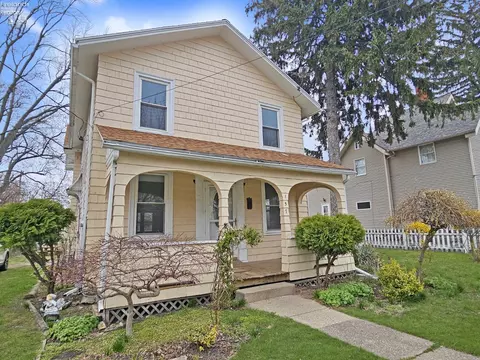 157 Duane St, Clyde, OH 43410