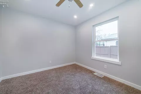 Bedroom - 508 Keefer, Willard, OH 44890 photo 6 of 7