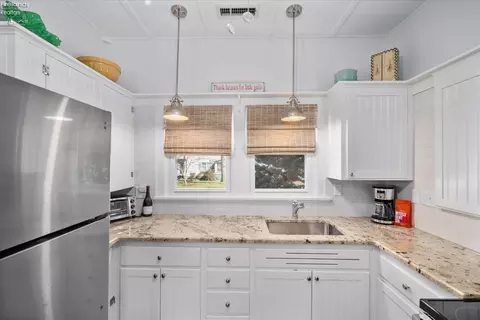 403 Cherry Ave, Lakeside, OH 43440 photo 17