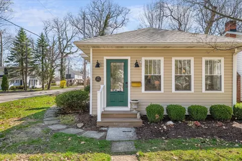 403 Cherry Ave, Lakeside, OH 43440 photo 2