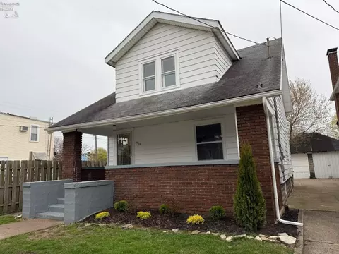 910 W Adams, Sandusky, OH 44870
