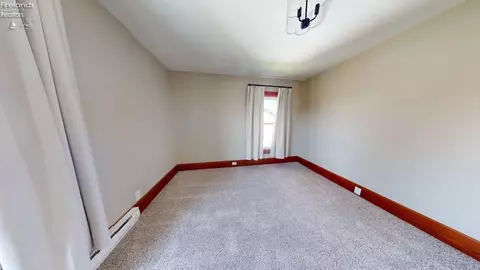 Bedroom - 810 Park, Willard, OH 44890 photo 6 of 6