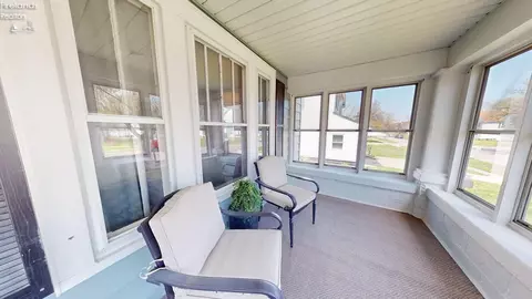 Exterior - 810 Park, Willard, OH 44890 photo 5 of 5