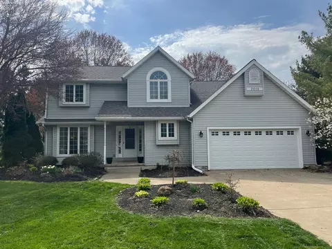 2018 Jeannette Dr, Sandusky, OH 44870