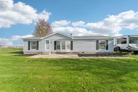 6874 County Road 11, Risingsun, OH 43457