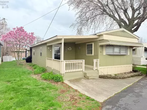 999 N Buck Rd #43, Marblehead, OH 43440