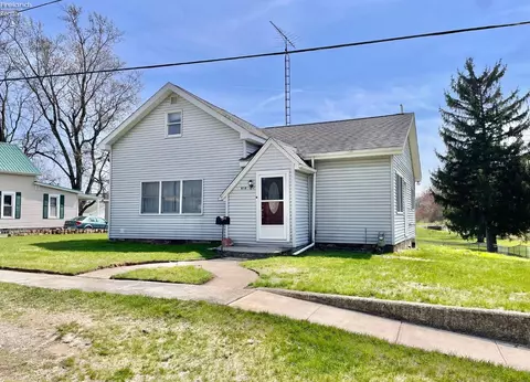 418 Spring St, Clyde, OH 43410