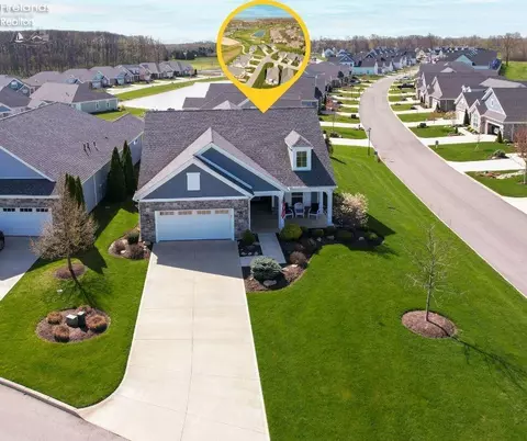 4736 Verona Dr, Port Clinton, OH 43452