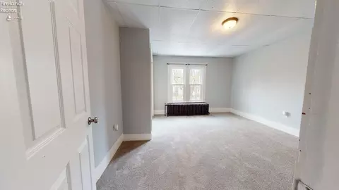 Bedroom - 635 Dale St, Willard, OH 44890 photo 3 of 4