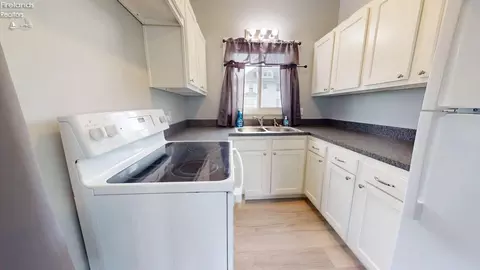 Kitchen - 635 Dale St, Willard, OH 44890 photo 1 of 1