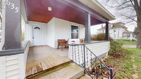 Exterior - 635 Dale St, Willard, OH 44890 photo 4 of 4