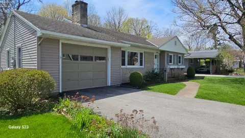 Other - 1313 E 4th St, Marblehead, OH 43440 photo 1 of 10