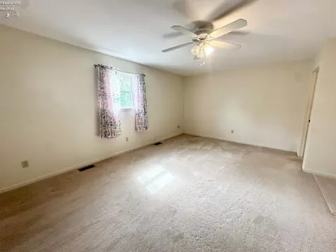 Bedroom - 1107 E Bogart Rd, Sandusky, OH 44870 photo 9 of 9