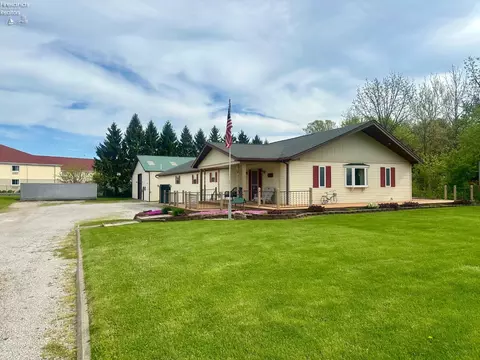 Exterior - 1107 E Bogart Rd, Sandusky, OH 44870 photo 6 of 12