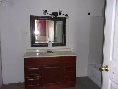 109 S Davis St, Forest, OH 45843 photo 8