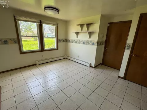 513 S Beech St, Bryan, OH 43506 photo 10
