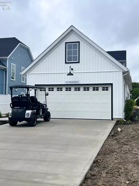 2371 Torino, Port Clinton, OH 43452